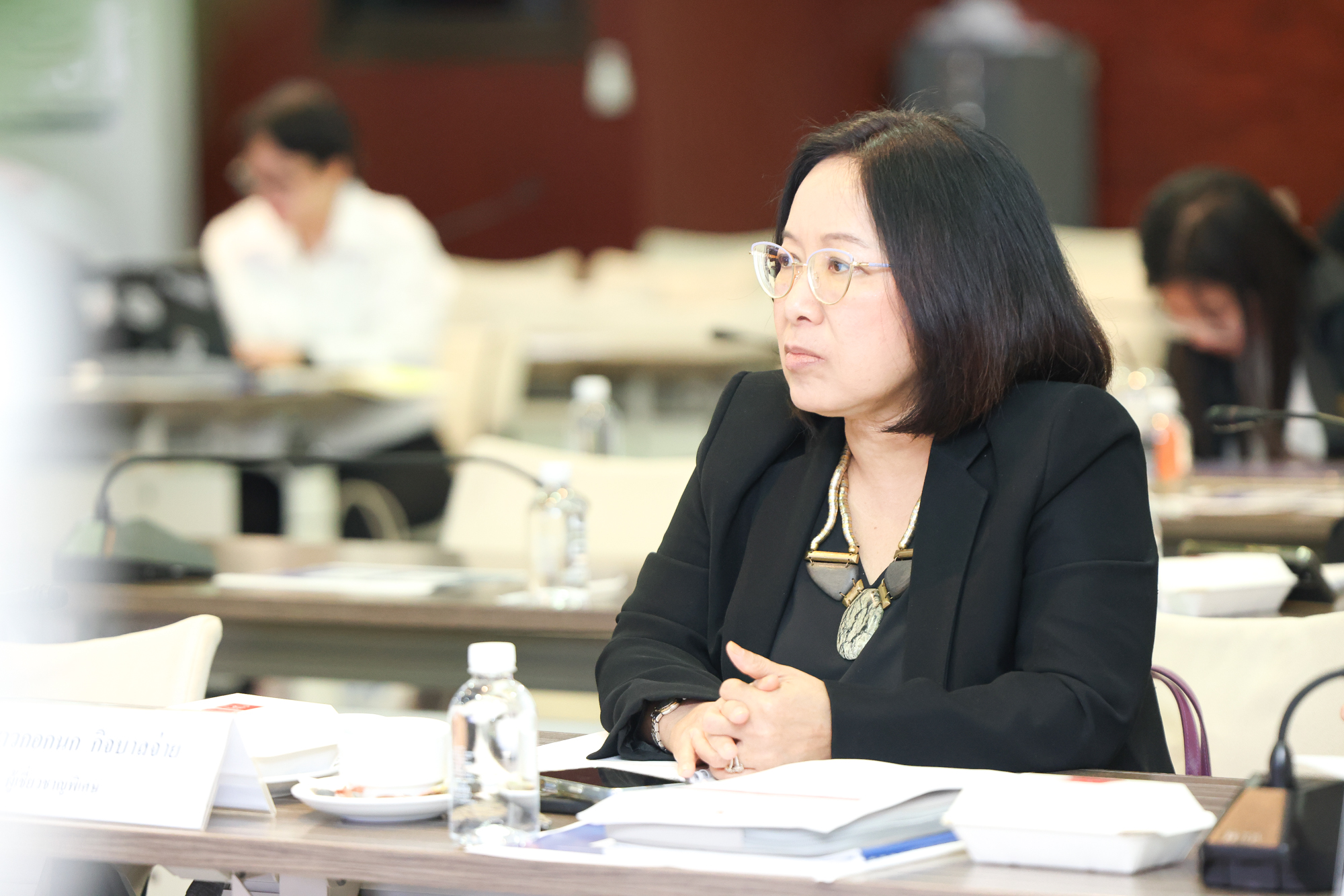 09