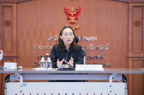 การประชุมกลุ่มย่อย (Focus Group) เพื่อปรับปรุงประกาศ กสทช. เรื่อง การอบรมและทดสอบเพื่อรับประกาศในกิจการกระจายเสียงและกิจการโทรทัศน์ พ.ศ. 2556