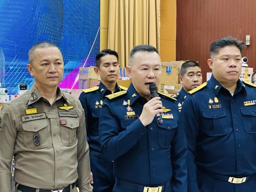 กสทช. และตำรวจขานรับนโยบายนายกฯ   กวาดล้างคลังอุปกรณ์วิทยุคมนาคมเถื่อน มุ่งตัดวงจรแก๊งคอลเซ็นเตอร์